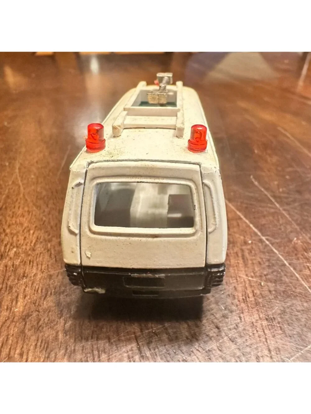 Vintage Nissan Caravan Die Cast 1:52 Scale Van Japan